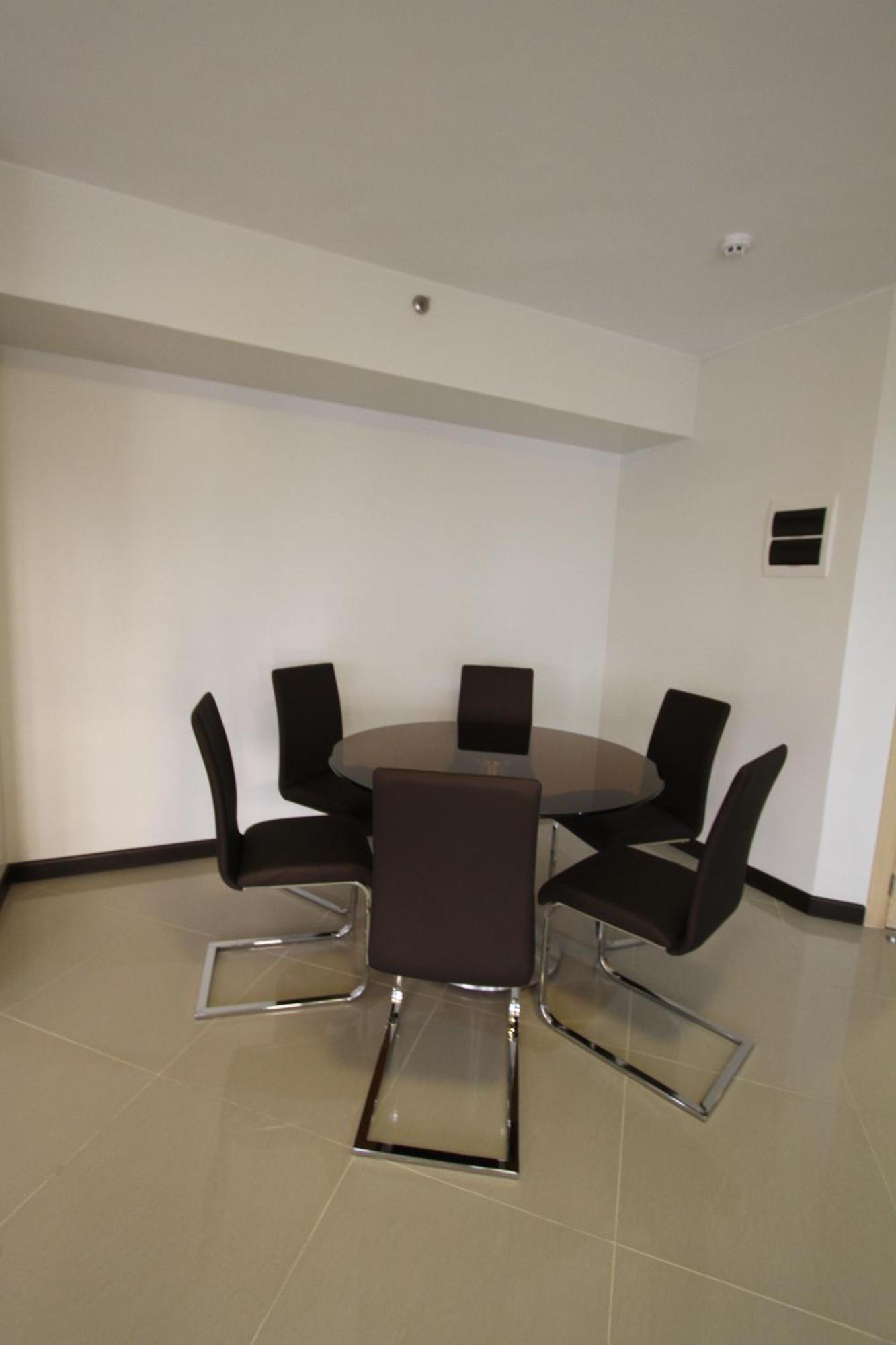 Extremeli Suites Manila Powered By Cocotel Zimmer foto